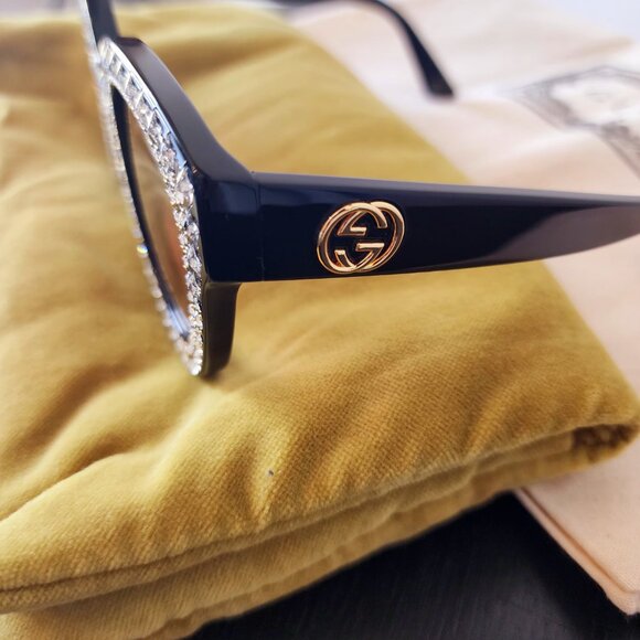 *AUTHENTIC* Glimmer GLAM! Gucci Cat Eye Sunglasses with Swarovski Crystals - Picture 5 of 6